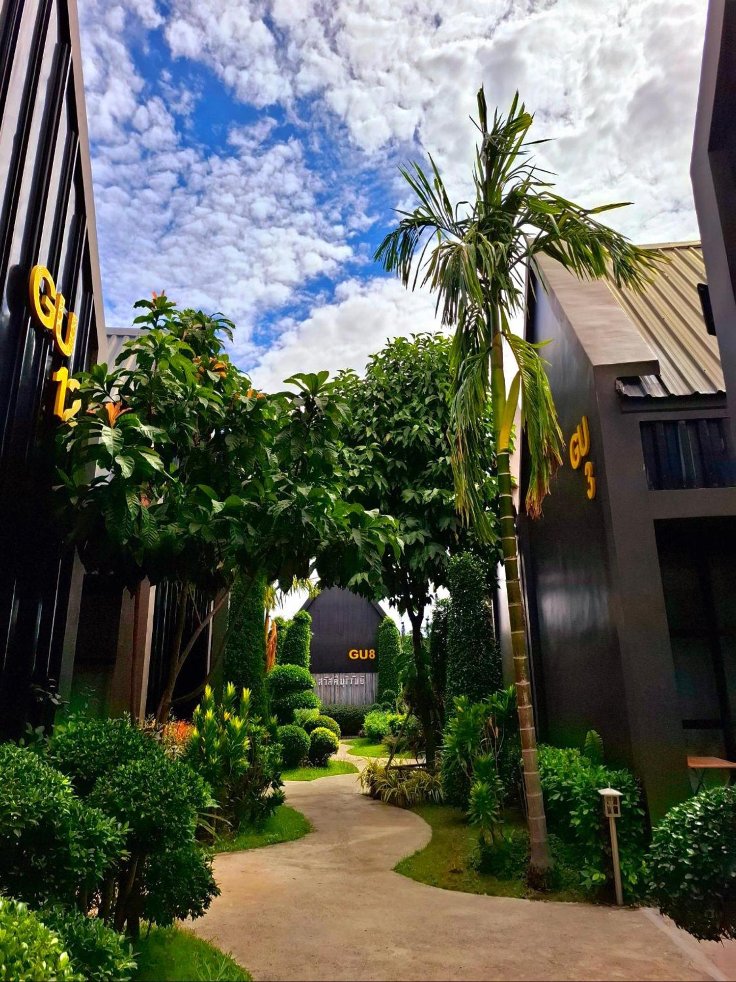 Sawasdee​ Buriram​ Resort Exterior foto